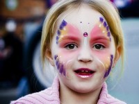 2272124705_6bbd04f99a_Butterfly-face-painting