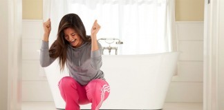 Review Fitbit Aria Wifi Smart Scale (Black) fitbit aria wifi smart scale