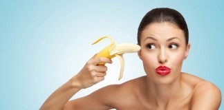 How Many Calories Are In A Banana? how many calories are in a banana