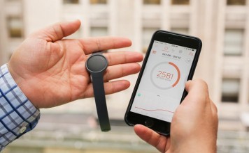 Review Misfit Flash Fitness And Sleep Monitor (Sporty Design) misfit flash fitness