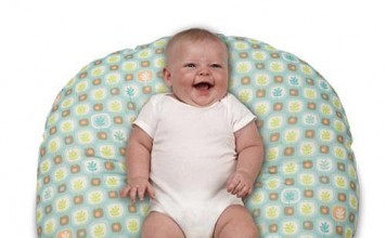 Boppy Newborn Lounger Review boppy newborn lounger