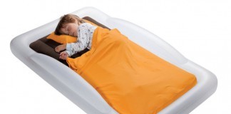 The Shrunks Indoor Travel Bed Review (Toddler Air Mattress) the shrunks indoor travel bed