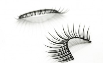 Safe And Smart Ways to Grow Back Your Eyelashes grow back your eyelashes