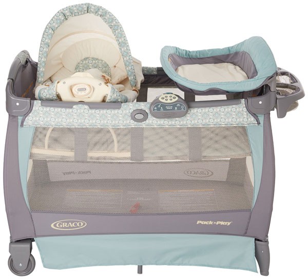 Graco pack n outlet play winslet